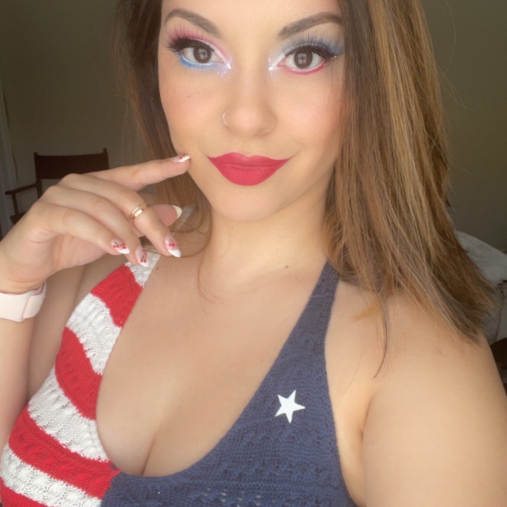 Meet your Posher, Lili